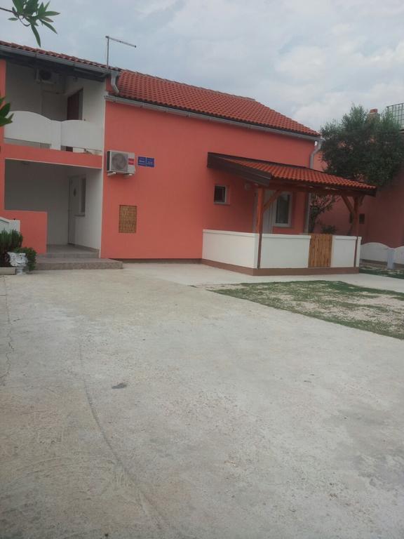 Apartments Marko Vir Kültér fotó