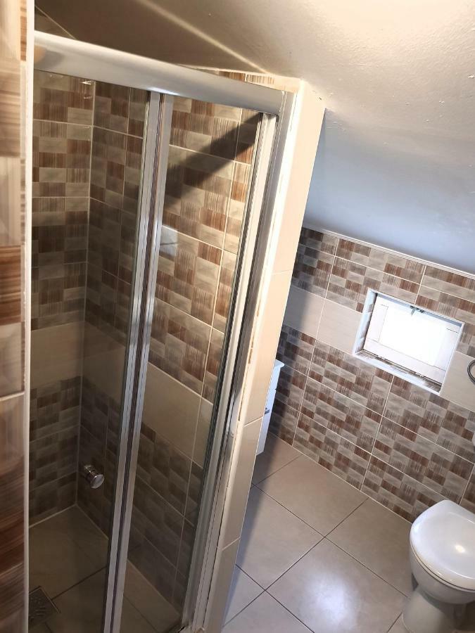 Apartments Marko Vir Kültér fotó