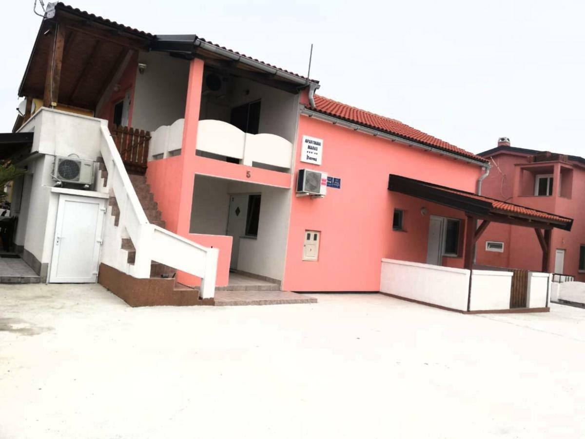 Apartments Marko Vir Kültér fotó