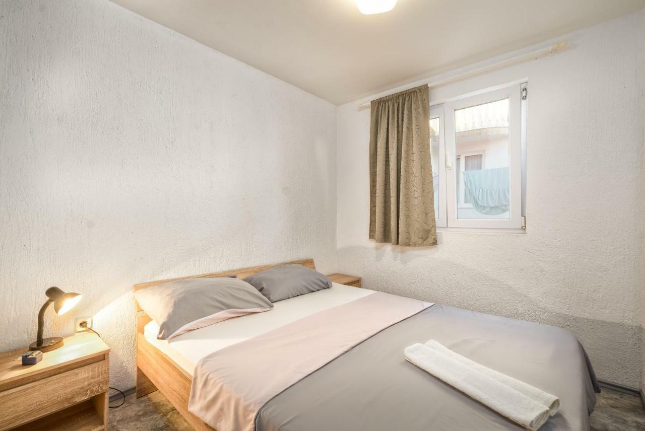 Apartments Marko Vir Kültér fotó