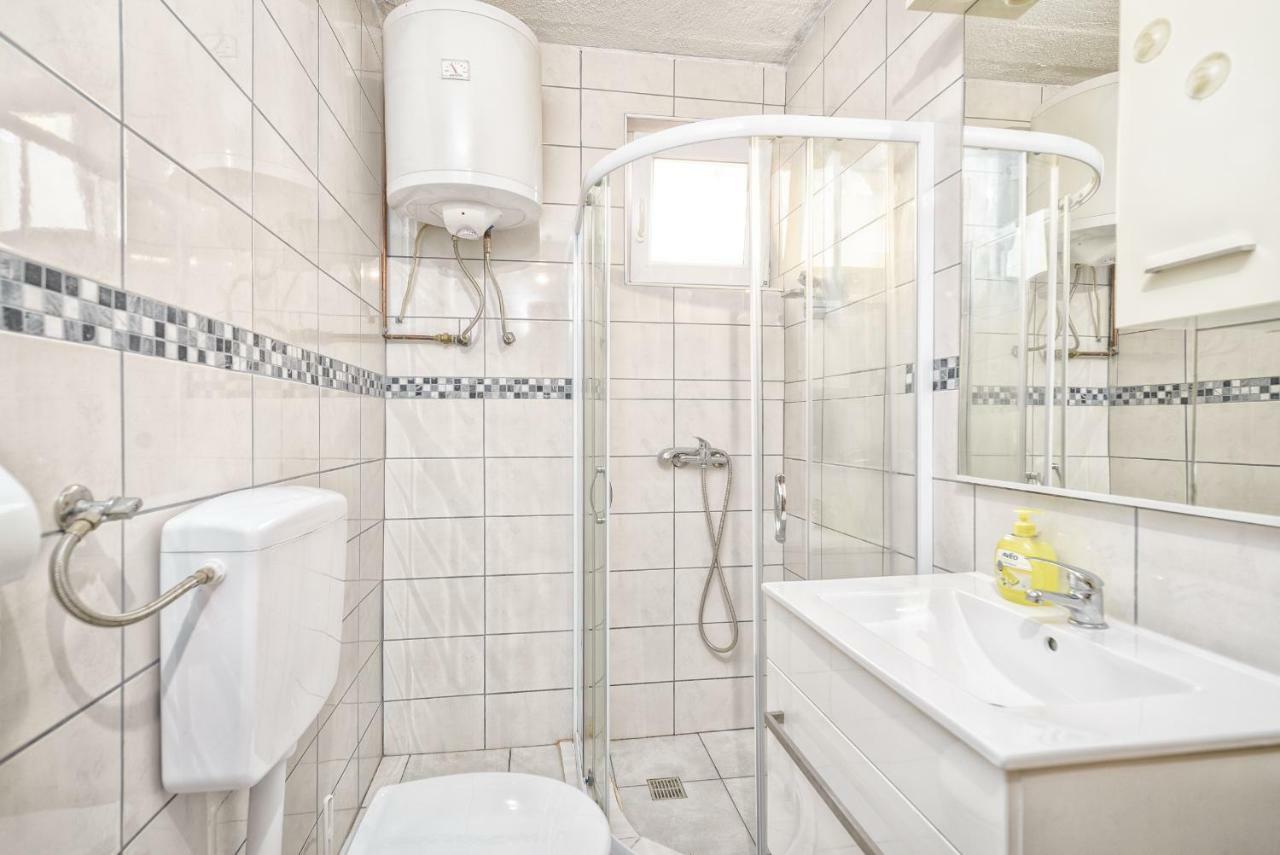 Apartments Marko Vir Kültér fotó