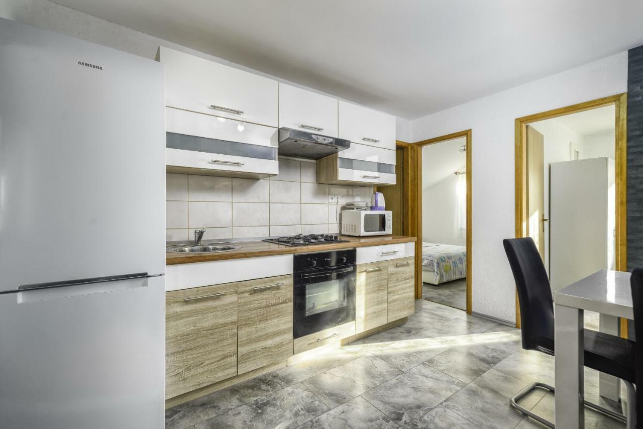 Apartments Marko Vir Kültér fotó